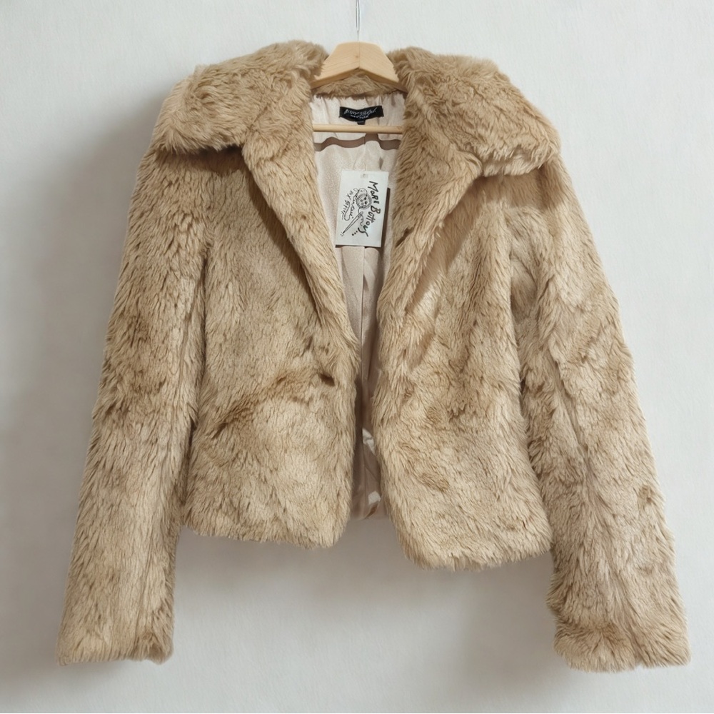 🧸 Vintage 1990s Betsey Johnson Faux Fur Teddy Crop Jacket – Size 8 – NWT